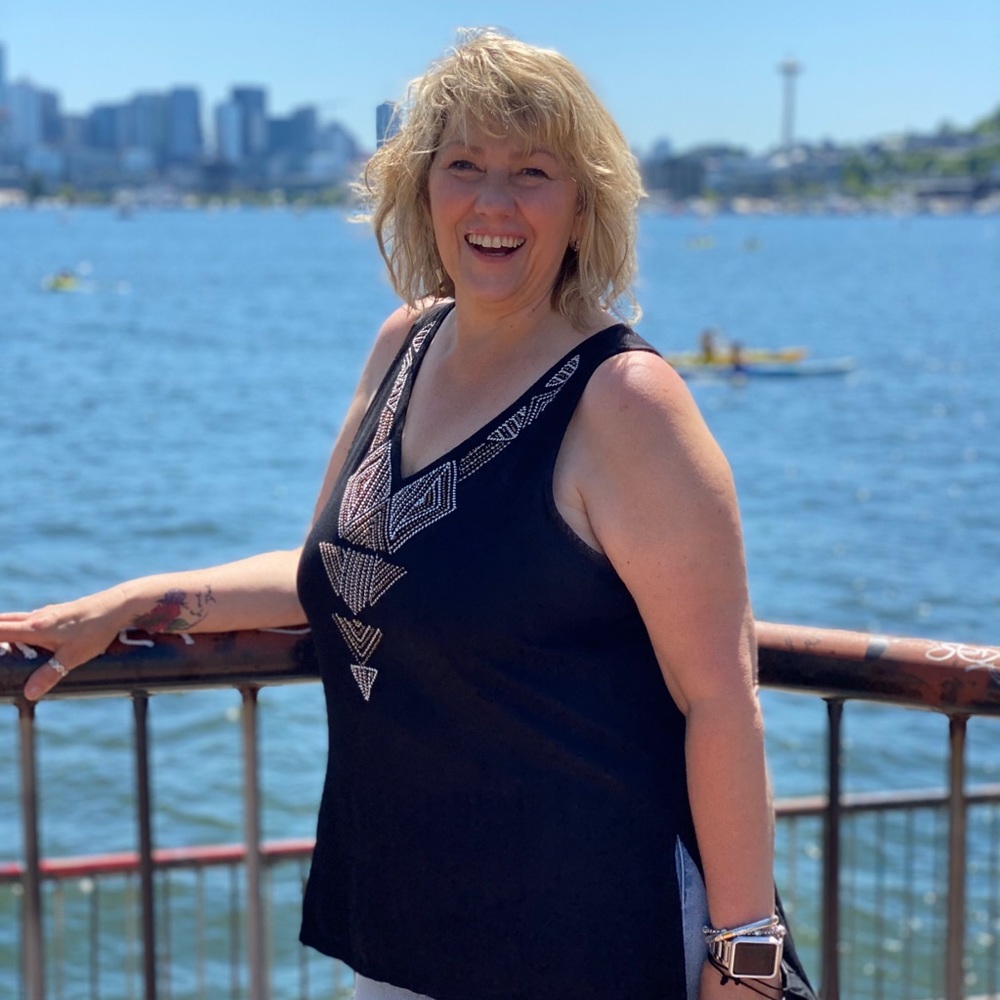 Meet your Posher, Cindy